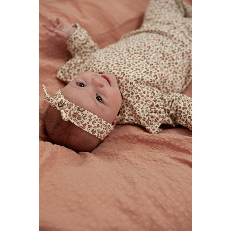 Feetje | Sweater  – Fall in Love